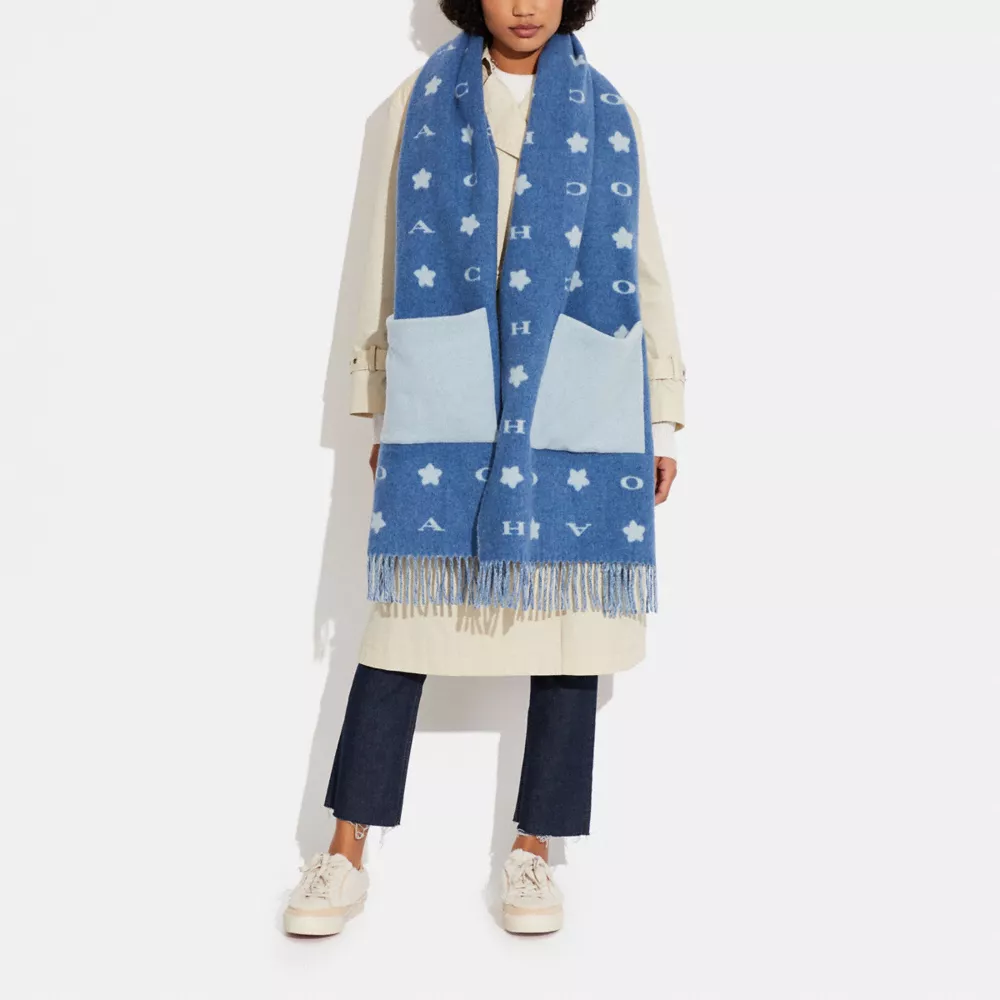 Coach Stars Oversized Muffler With Pockets - Image 4